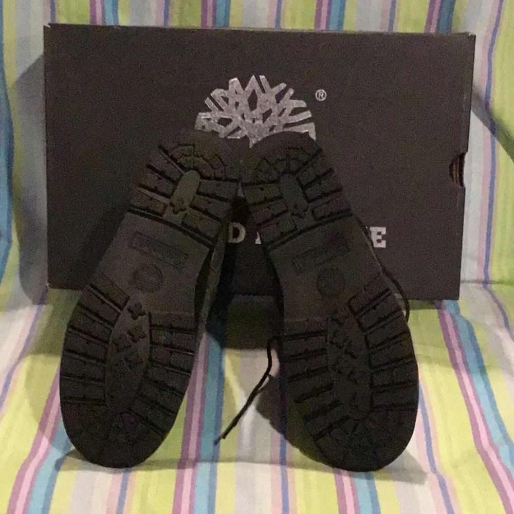 Pc1) limited release timberland 🥾
